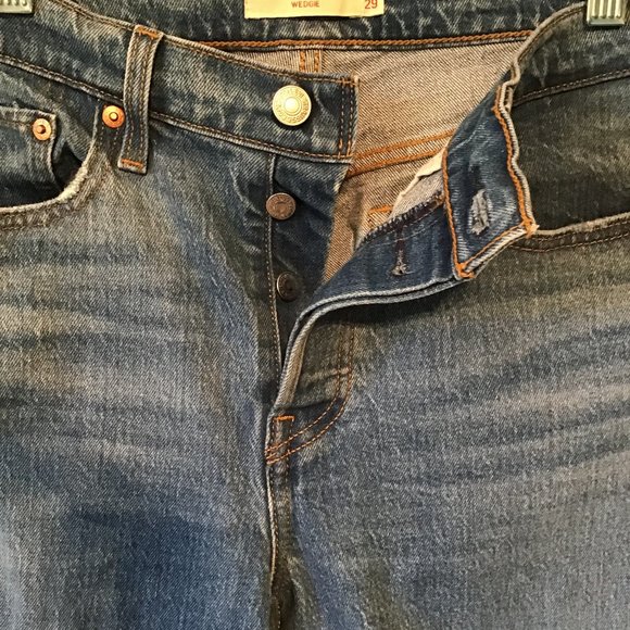 Levi’s Premium Distressed High Rise Button Fly Wedgie Jeans - Picture 5 of 11